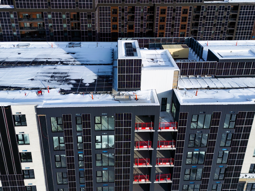 modern-apartment-buildings-with-solar-panels-on-roofs-e31rieo-koy